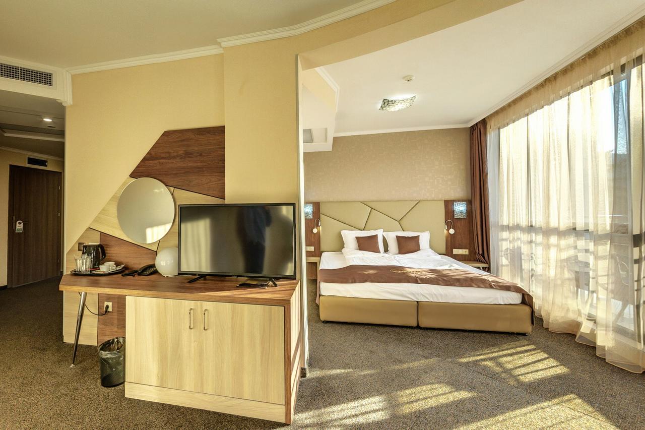 Spa Hotel Infinity Park 벨린그래드 외부 사진